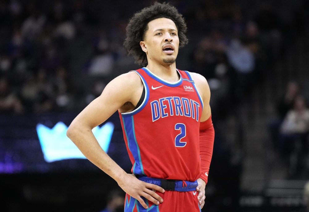  坎宁安33分活塞加时胜步行者  