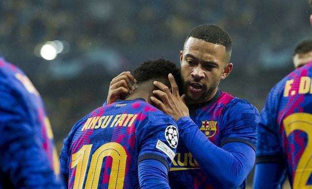  多特蒙德前锋集体哑火，进攻乏力错失领先良机