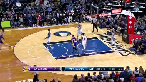  法兰克福防守反击犀利，客场擒狼攀升积分榜  