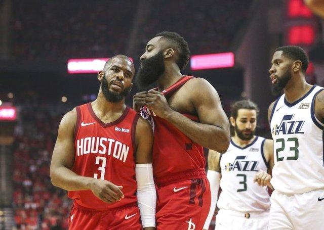  萨博尼斯两双助力国王大胜火箭送其遭遇三连败  